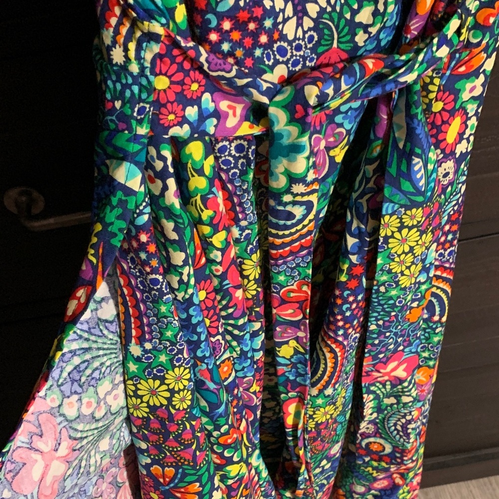 Heart of Haute floral wrap dress! - Picture 4 of 6